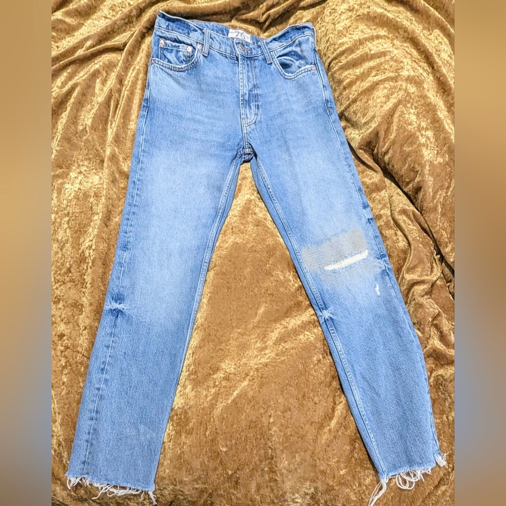 We The Free Women's Distressed Cropped Jean